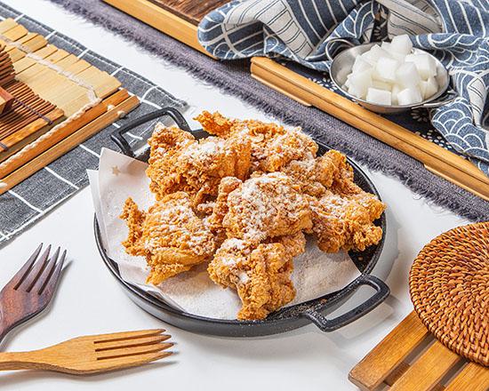 金屋炸雞 汐止連興店 奶油蒜味粉 550X440.jpg 的副本